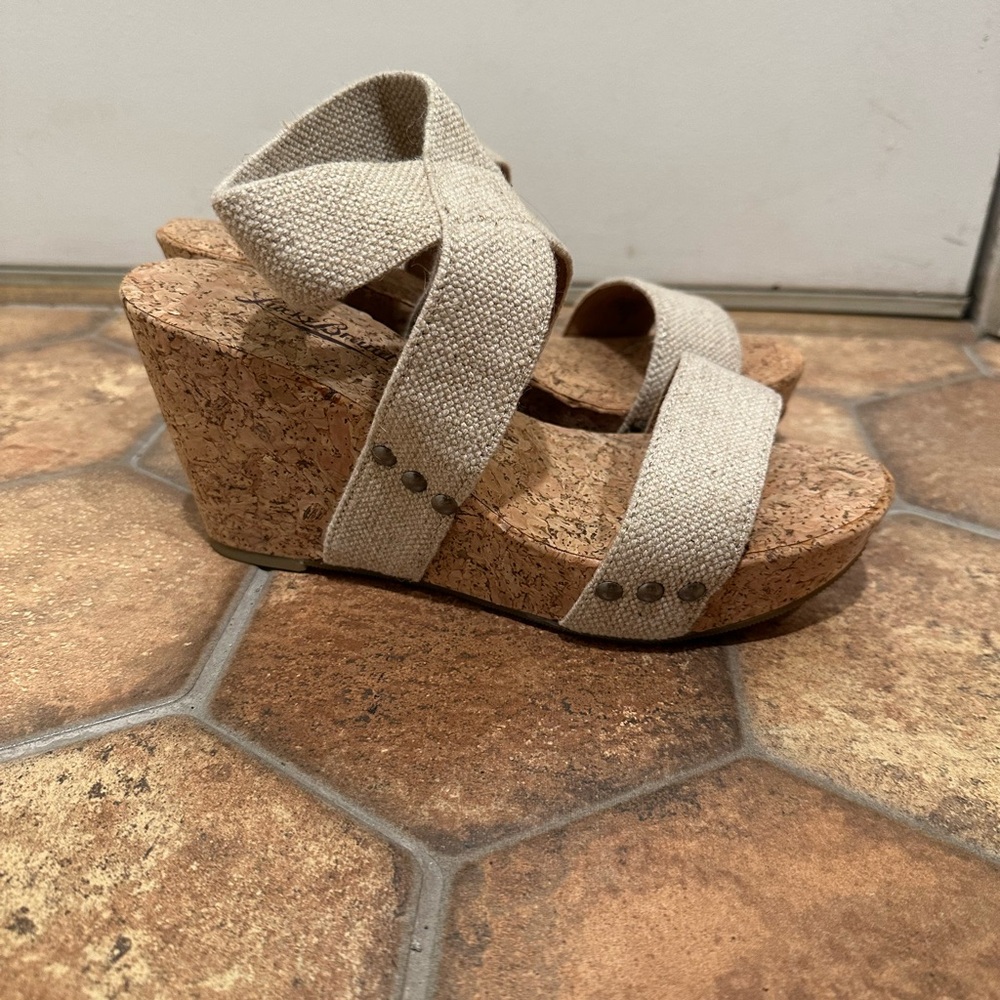 Women's Cream Wedge Sandals - Picture 2 of 3
